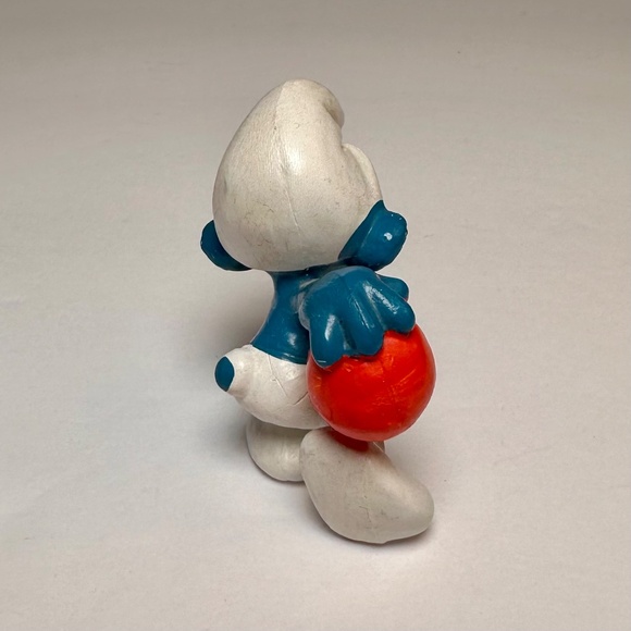 Vintage Bowling Smurf Figurine 1978 Schleich Peyo Made in Germany Smurfs - Picture 3 of 7